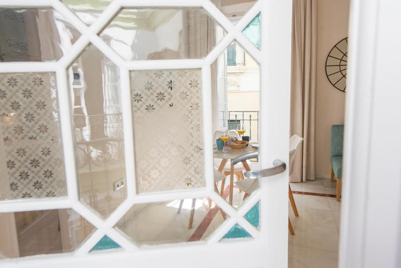 Centriko Quintero Apartment Seville Luaran gambar