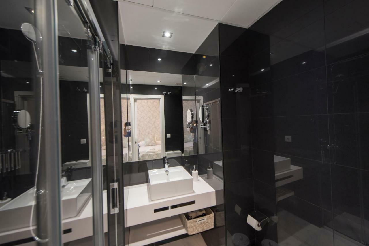 Centriko Quintero Apartment Seville Luaran gambar